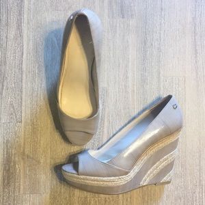 {Calvin Klein} Harlo Wedge Espadrille